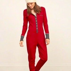 Abercrombie&Fitch Contrast Trim Onesie